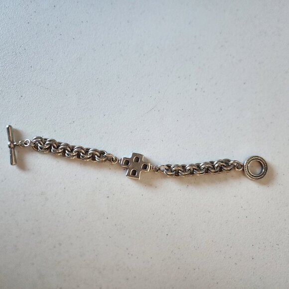 Saint Silver Cross Bracelet "EUC" - Picture 8 of 16
